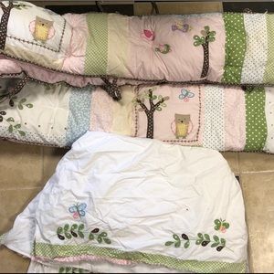 Pottery Barn Kids Baby bedding set.